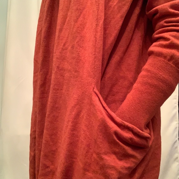 M/L Orange Cardigan with Wide Pockets - Picture 4 of 6
